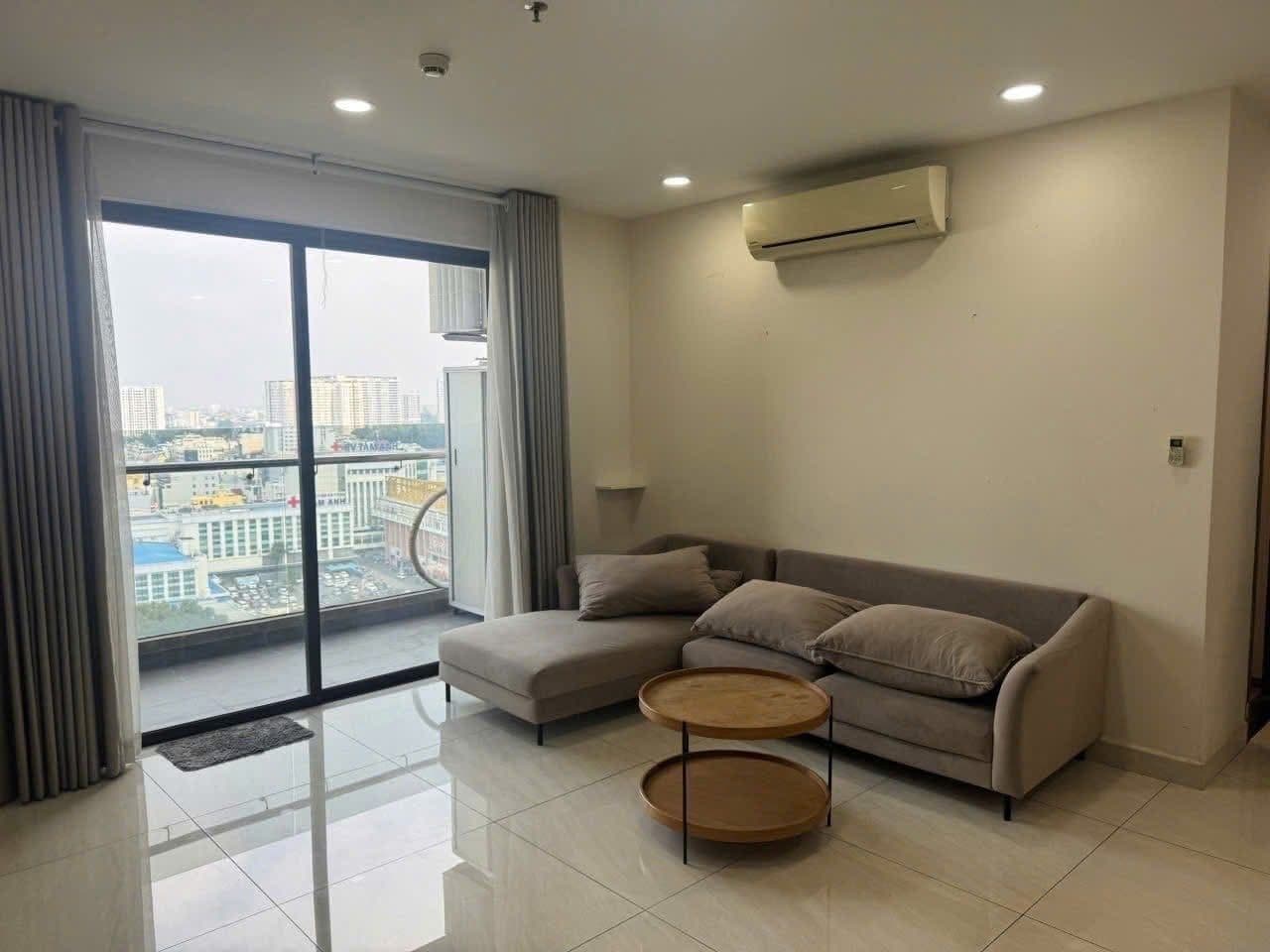 Không gian bên trong một căn hộ tại Botanic Towers, Phú Nhuận