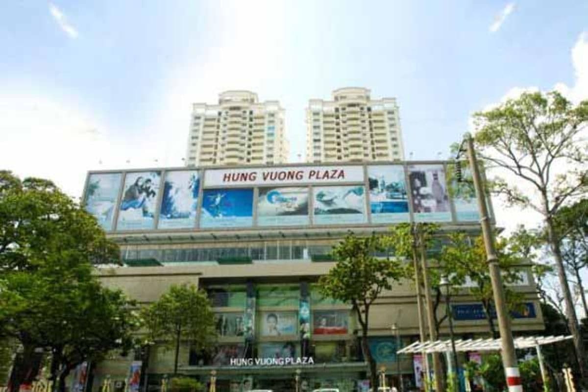 Khu thương mại và căn hộ Hùng Vương Plaza, quận 5