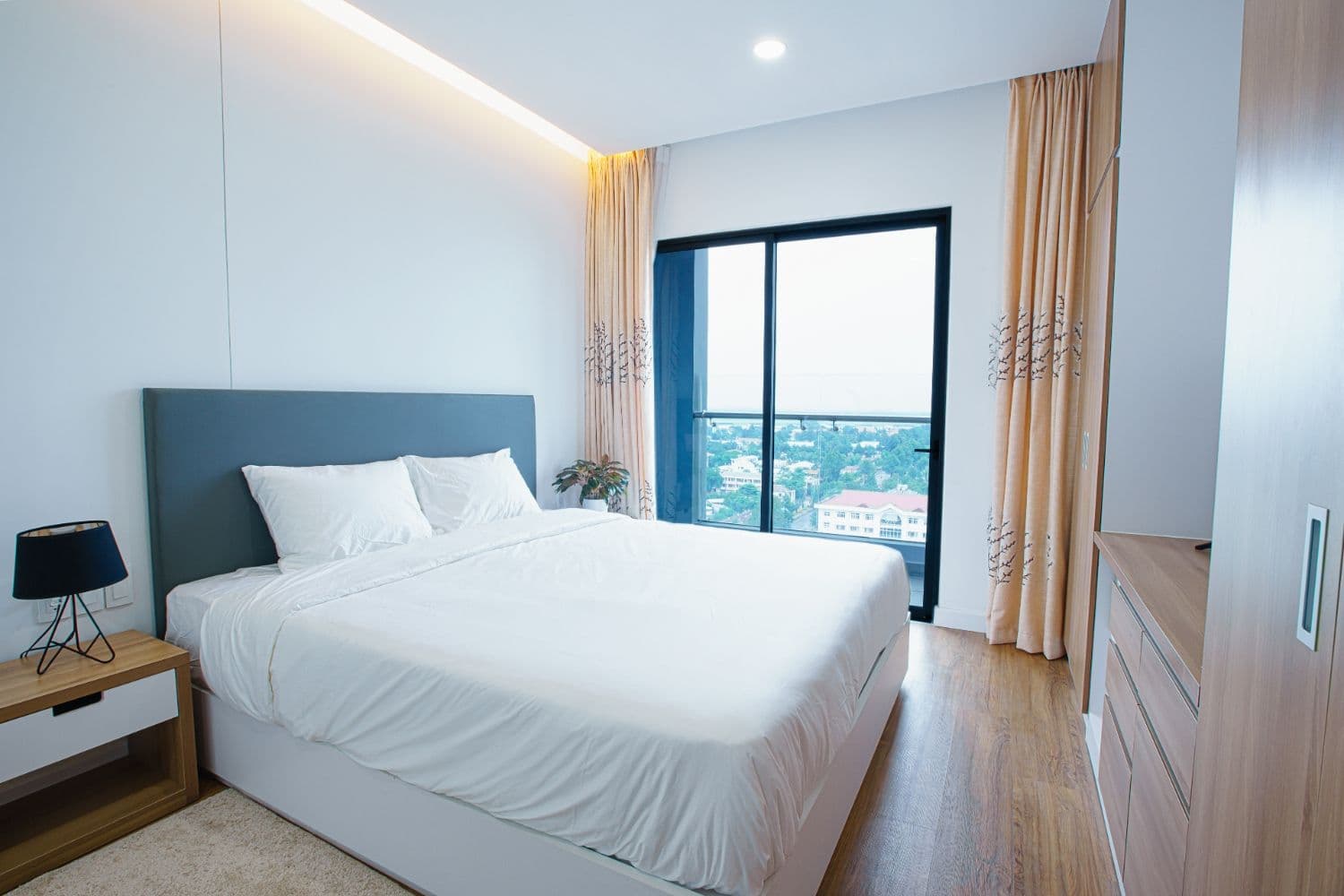 Phòng khách căn hộ 2 phòng ngủ tại Republic Plaza