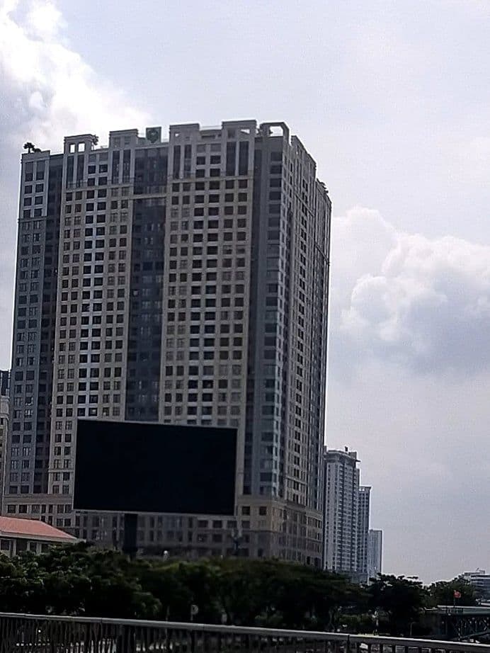Saigon Royal Residences trên đường Bến Vân Đồn, Phường 12, Quận 4