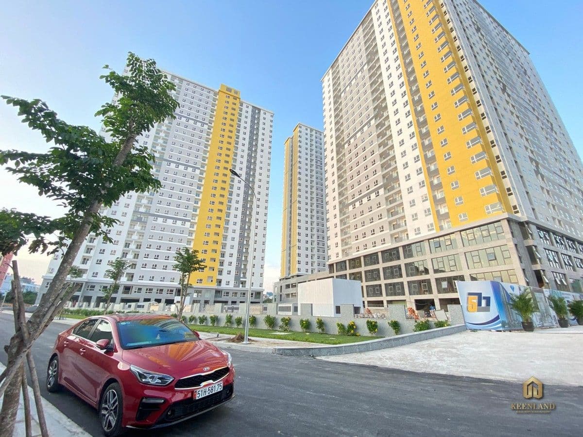 City Gate Towers nhìn ngang từ đường An Dương Vương, quận 8