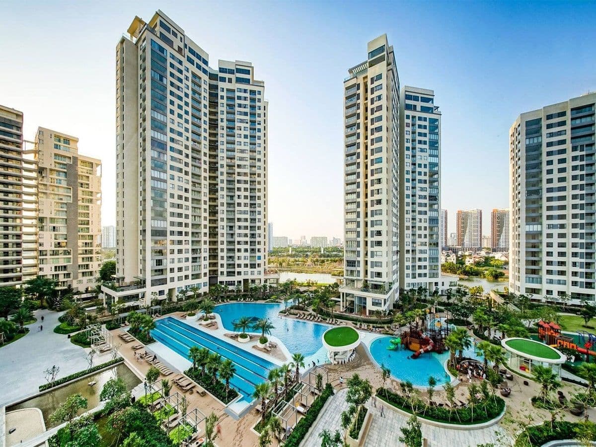 Cảnh quan nội khu và mảng xanh Diamond Island Quận 2