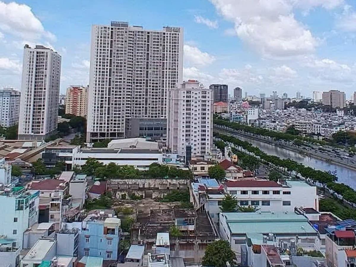 Grand Riverside, số 283 đường Bến Vân Đồn, Quận 4