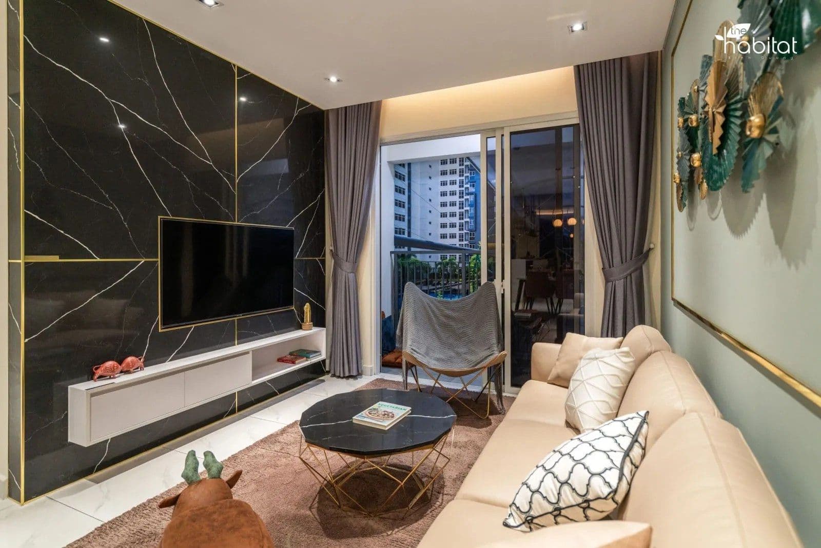 Khu bếp và bàn ăn căn 3 phòng ngủ 95 m² tại The Habitat Bình Dương