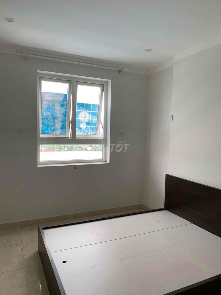 Không gian tiếp khách trong căn 2 phòng ngủ 62 m² tại Heaven Riverview