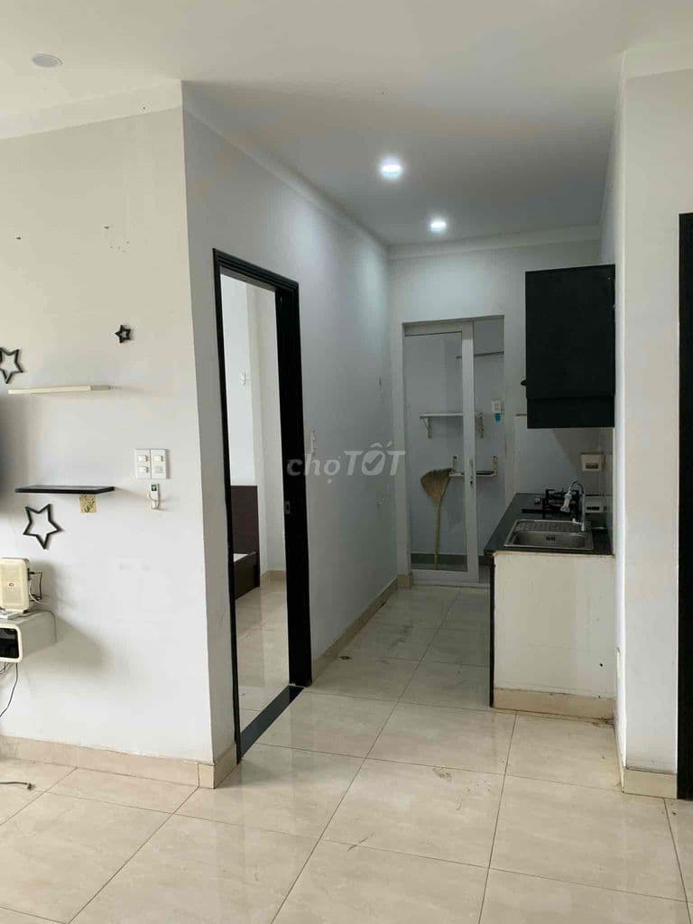 Khu vực nghỉ trong căn 2 phòng ngủ góc 68 m² tại Heaven Riverview