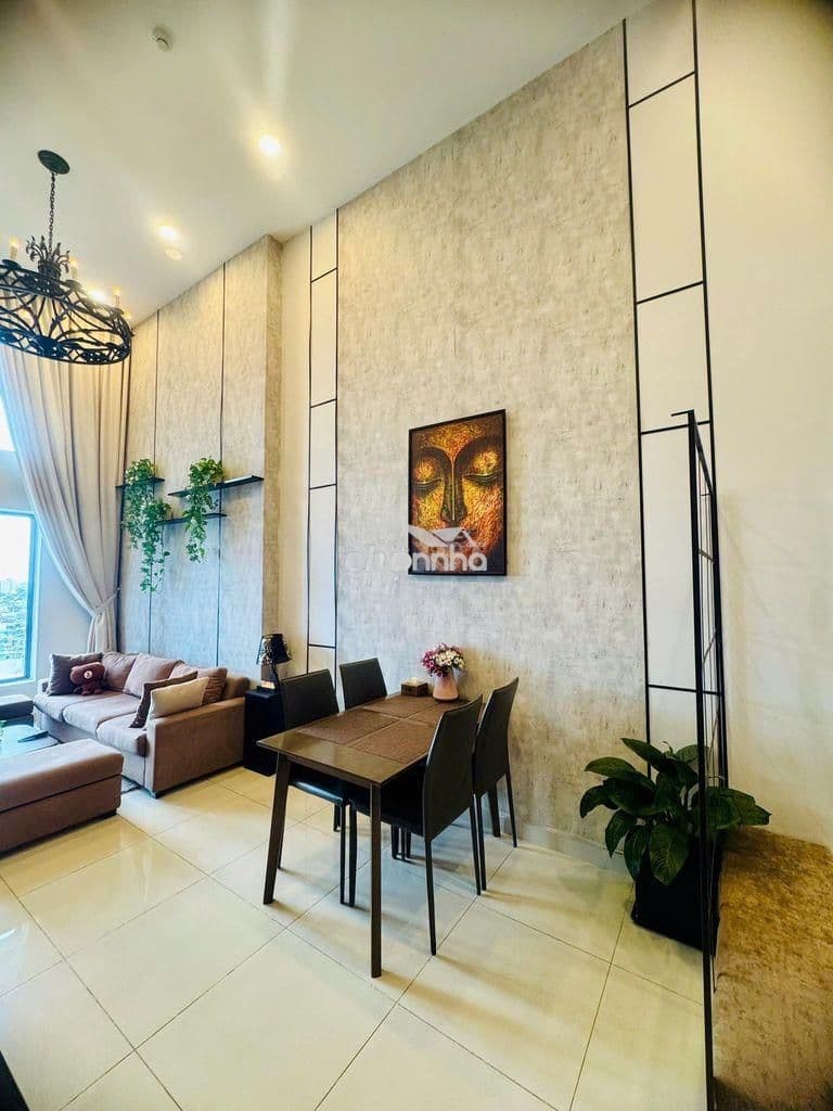 Phòng khách căn 3 phòng ngủ duplex tại La Astoria